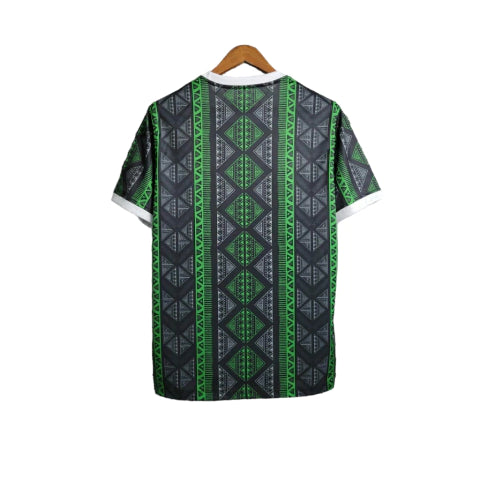 Camisa Seleção Nigéria Treino II 23/24 - Torcedor Nike Masculina - Verde com detalhes em preto e branco