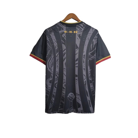 Camisa Flamengo Edição Especial Tri Campeão 22/23 Torcedor Masculina - Preta com detalhes em dourado