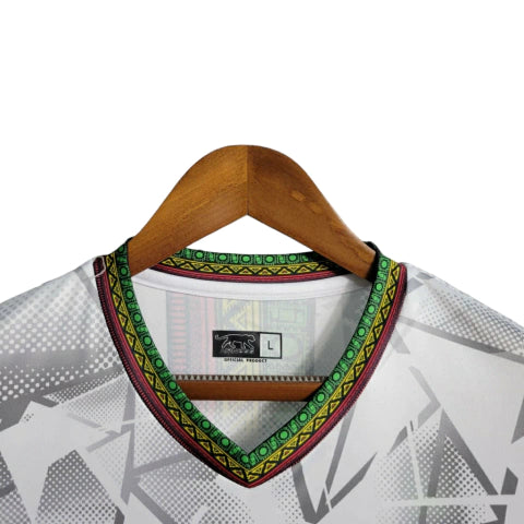 Camisa Seleção do Mali I 23/24 - Torcedor Airness Masculina - Branca com faixa em verde e amarelo e preto