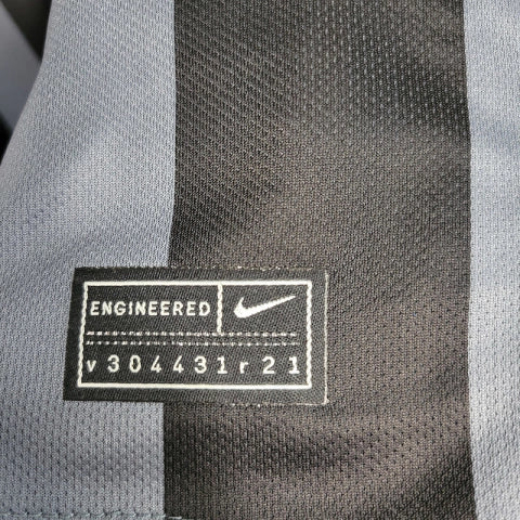 Camisa Al-Ittihad IIV 23/24 - Torcedor Nike Masculina - Cinza com detalhes em preto e amarelo