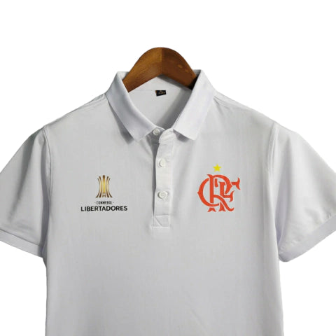 Camisa Flamengo Polo Edição Especial Conmebol 23/24 Torcedor Masculina -Branca com detalhes em vermelho