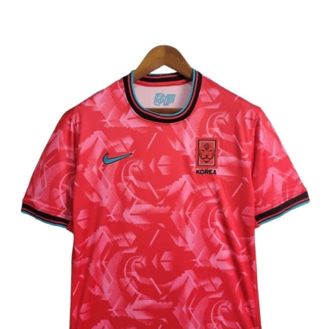 Camisa Seleção Coreia do Sul I 24/25 - Torcedor Nike Masculina - Vermelha com detalhes em azul e preto