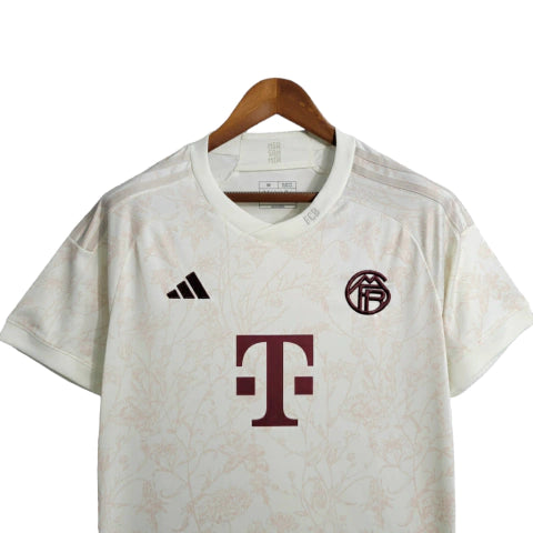 Camisa Bayern de Munique Edição Especial 23/24 -Torcedor Adidas Masculina - Bege com detalhes em vinho e preto