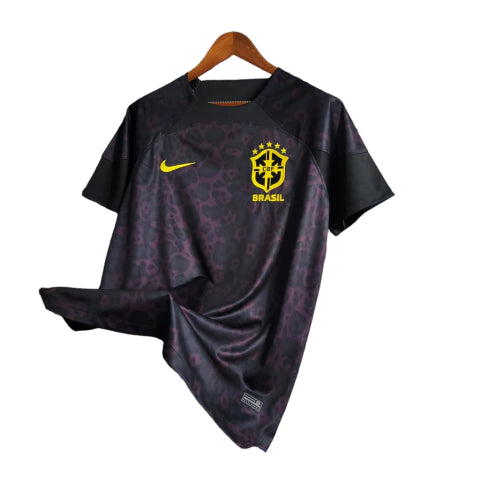 Camisa Goleiro Seleção Brasileira 22/23 Nike Torcedor Masculina - Preta com detalhes em amarelo